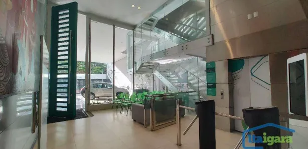 Prédio Comercial para venda ou aluguel, 1477m² no Ondina, Salvador