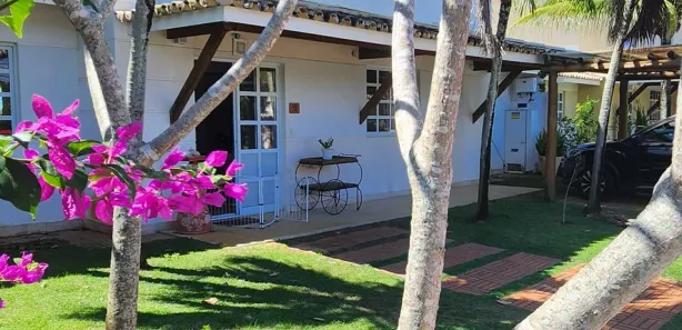 Casa de Condomínio com 4 Quartos à venda, 400m² no Itapuã, Salvador