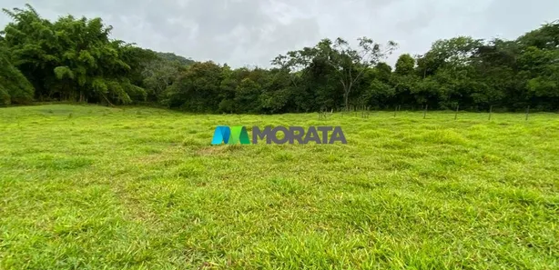 Fazenda/Sítio com 1 Quarto à venda, 30000m² no , Brumadinho