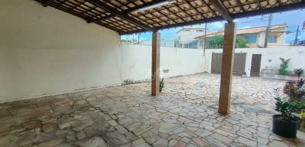 Casa com 3 Quartos para alugar, 300m² no Coroa do Meio, Aracaju