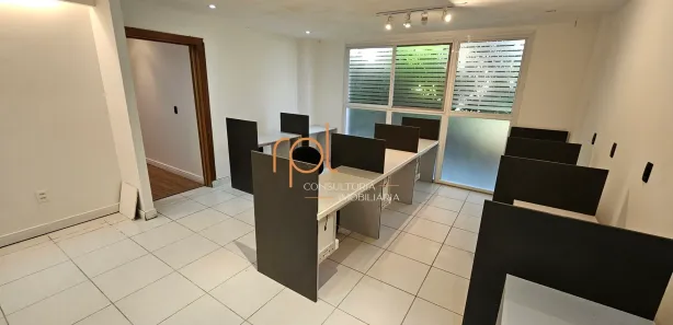 Sala Comercial para alugar, 60m² no Quarteirão Brasileiro, Petrópolis