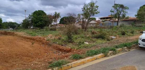 Lote/Terreno à venda, 360m² no Centro, Lagoa Santa