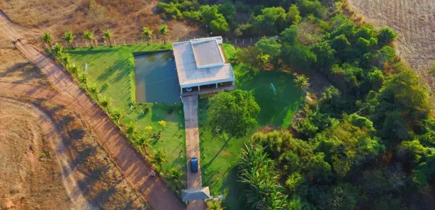 Fazenda/Sítio com 3 Quartos à venda, 400m² no Estacao Central, Bonfinópolis