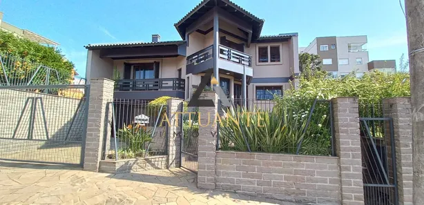 Casa com 3 Quartos à venda, 530m² no Cruzeiro, Caxias do Sul
