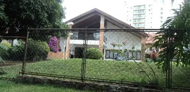 Casa de Condomínio com 7 Quartos para alugar, 720m² no Vila Artura, Sorocaba
