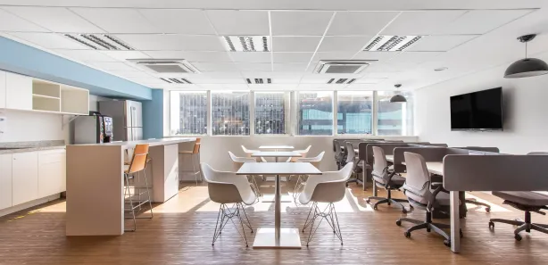 Sala Comercial para alugar, 100m² no Asa Norte, Brasília