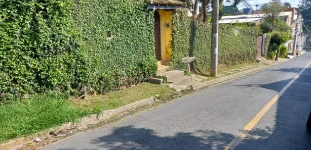 Fazenda/Sítio com 5 Quartos à venda, 750m² no Jardim Marilu, Carapicuíba