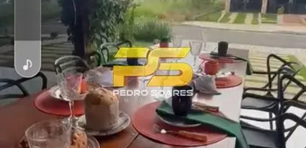 Casa de Condomínio com 5 Quartos para alugar, 220m² no , Bananeiras