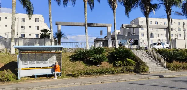 Apartamento com 2 Quartos para alugar, 47m² no Cachoeira, Araucária