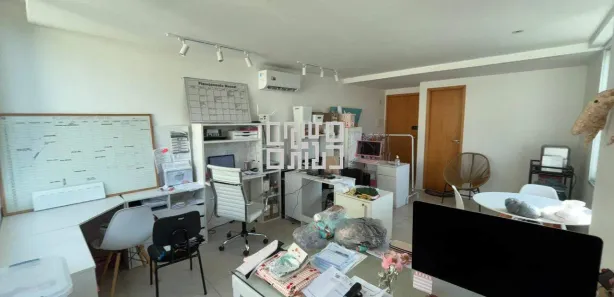 Sala Comercial à venda, 30m² no São Francisco, Niterói