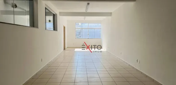 Ponto Comercial para alugar, 121m² no Vila Santa Terezinha, Várzea Paulista