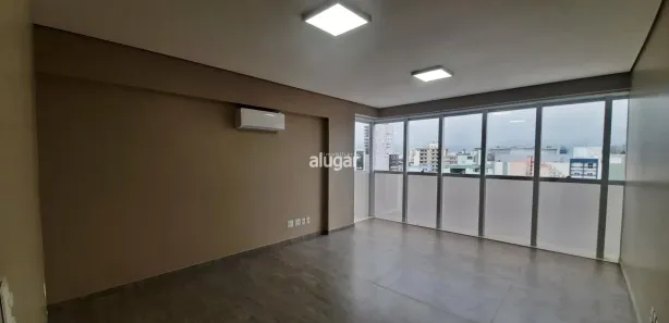 Sala Comercial à venda, 47m² no São Pelegrino, Caxias do Sul