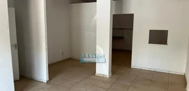 Ponto Comercial para alugar, 45m² no Samambaia Sul, Brasília