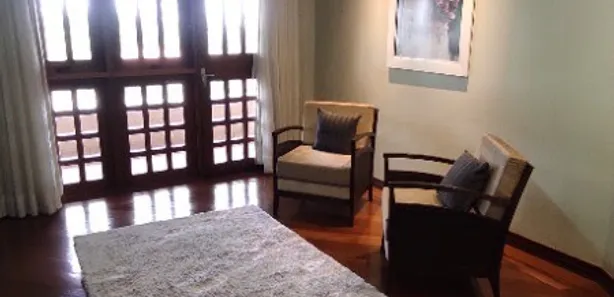 Sobrado com 5 Quartos à venda, 670m² no Park Way, Brasília