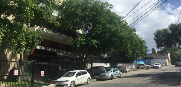 Sala Comercial para alugar, 110m² no Stiep, Salvador