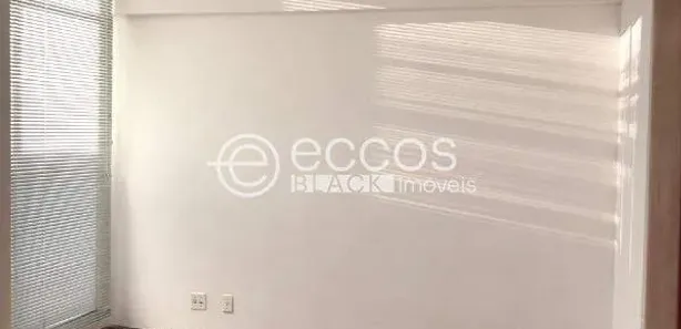 Sala Comercial à venda, 28m² no Santa Lúcia, Belo Horizonte