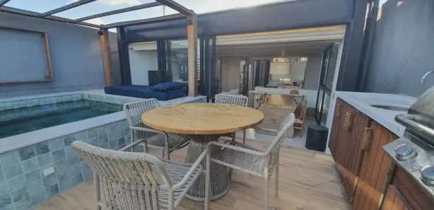 Casa com 3 Quartos à venda, 267m² no Serrambi, Ipojuca