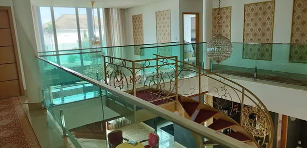 Casa de Condomínio com 5 Quartos para venda ou aluguel, 600m² no Jardins Paris, Goiânia