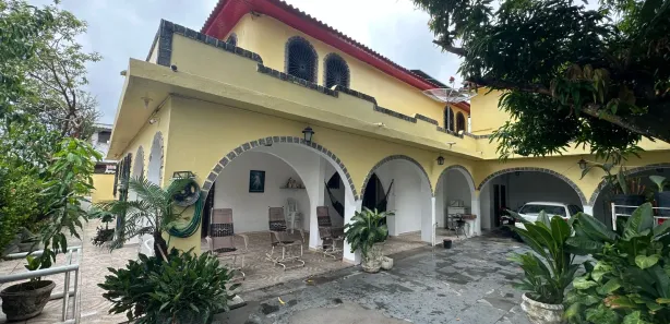 Sobrado com 10 Quartos à venda, 396m² no Parque 10 de Novembro, Manaus