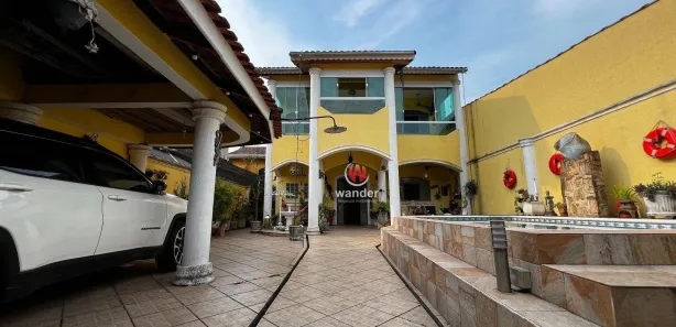 Sobrado com 3 Quartos à venda, 195m² no Jardim Santa Maria, Guarujá