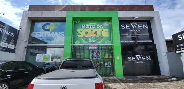 Ponto Comercial para alugar, 80m² no Candelária, Natal