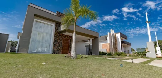 Casa de Condomínio com 3 Quartos para venda ou aluguel, 184m² no Ninho Verde II, Pardinho