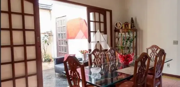 Casa com 8 Quartos para alugar, 360m² no Serra, Belo Horizonte