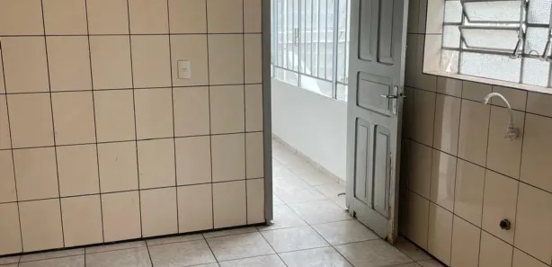Apartamento com 3 Quartos para alugar, 130m² no Centro, Ponta Grossa