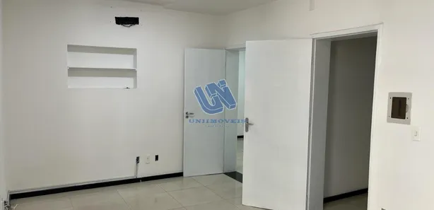 Sala Comercial para alugar, 80m² no Barra, Salvador