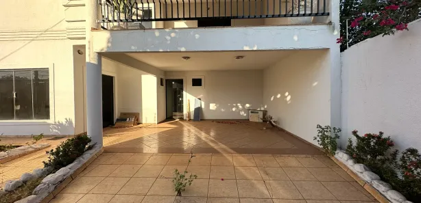 Sobrado com 3 Quartos para alugar, 375m² no Plano Diretor Sul, Palmas