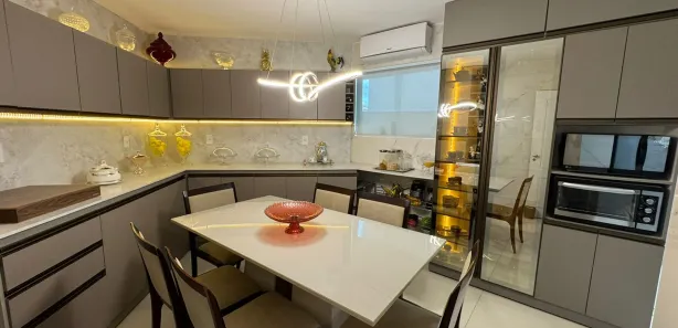 Casa de Condomínio com 5 Quartos à venda, 560m² no Candelária, Natal