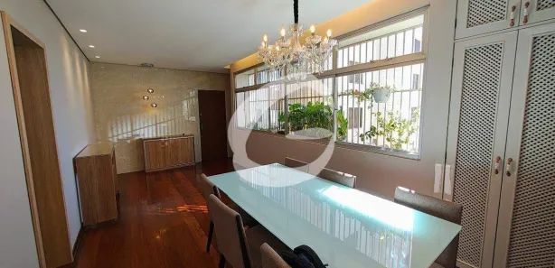 Apartamento com 4 Quartos para alugar, 140m² no Santo Antônio, Belo Horizonte