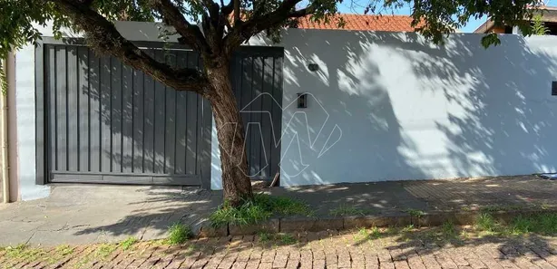 Casa com 3 Quartos à venda, 142m² no Centro, Araraquara