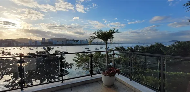 Casa com 4 Quartos para venda ou aluguel, 430m² no Urca, Rio de Janeiro