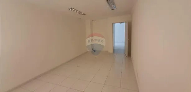 Sala Comercial para alugar, 41m² no Caminho das Árvores, Salvador