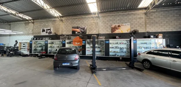Sala Comercial à venda, 330m² no Nossa Senhora das Graças, Santa Luzia