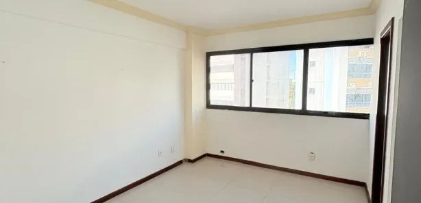 Sala Comercial à venda, 29m² no Brotas, Salvador