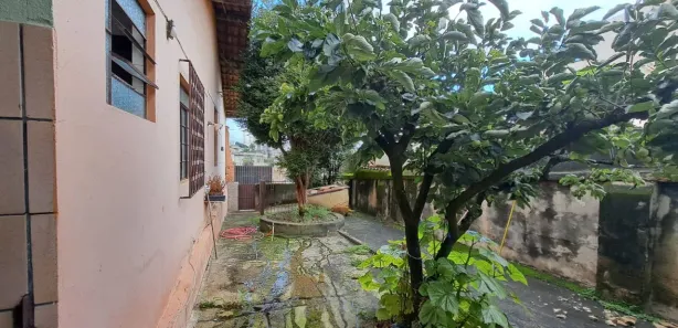 Casa com 3 Quartos à venda, 177m² no Caiçaras, Belo Horizonte