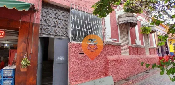 Imóvel Comercial com 2 Quartos para alugar, 110m² no Santa Efigênia, Belo Horizonte