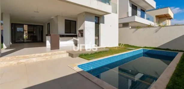 Casa de Condomínio com 4 Quartos à venda, 300m² no Jardins Valência, Goiânia