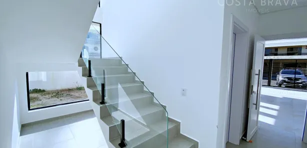 Sobrado com 3 Quartos à venda, 197m² no Riviera, Matinhos