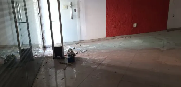 Ponto Comercial à venda, 75m² no Campo Grande, Rio de Janeiro