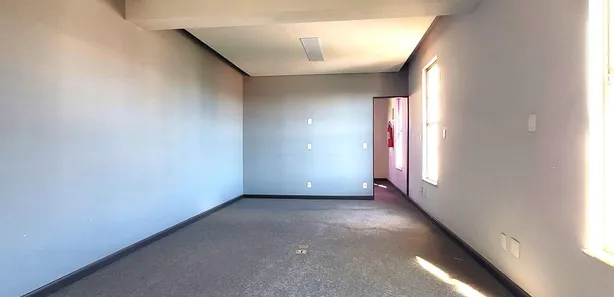Sala Comercial para alugar, 110m² no Santa Efigênia, Belo Horizonte