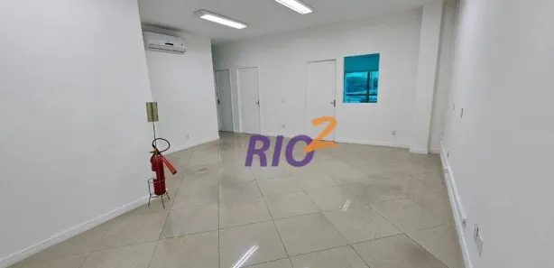 Sala Comercial para alugar, 160m² no Barra Olímpica, Rio de Janeiro