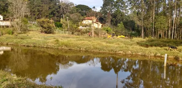 Fazenda/Sítio com 4 Quartos à venda, 52000m² no Centro, Formiga