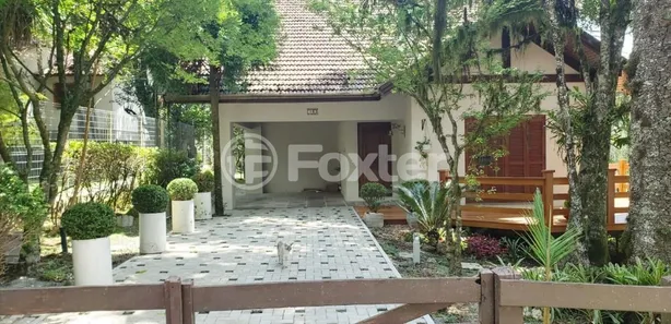 Casa com 4 Quartos à venda, 220m² no Ipê Amarelo, Gramado