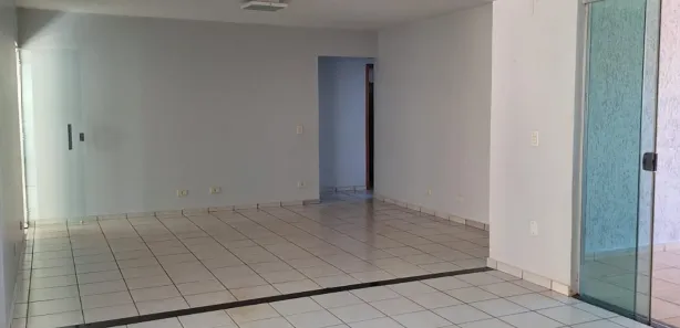 Casa com 3 Quartos para alugar, 250m² no Parque das Laranjeiras, Goiânia