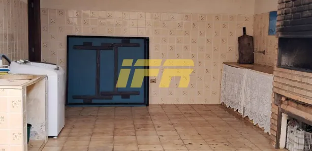 Casa com 2 Quartos à venda, 150m² no Jardim Califórnia, Taubaté