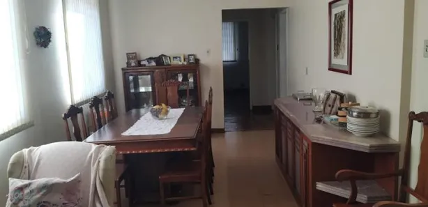 com 3 Quartos para alugar, 380m² no Santa Efigênia, Belo Horizonte