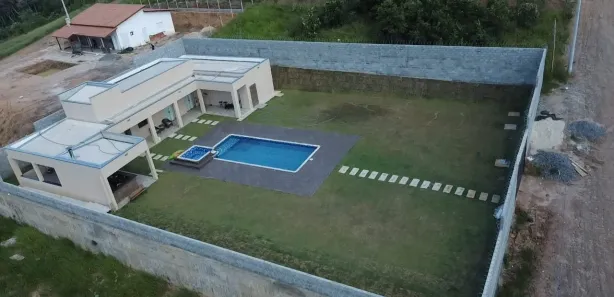 Fazenda/Sítio com 3 Quartos à venda, 86m² no Centro, Mogi das Cruzes
